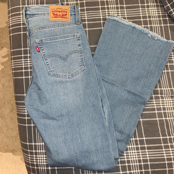 Levi's Light Blue Flare Jeans with Frayed Hem - Picture 3 of 3